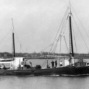 Dock-u-mentaries: Dories to Draggers: The Evolution of New Bedford’s Fishing Fleet, An Illustrated Talk by Paul Doucette @ New Bedford Whaling National Historical Park Theater